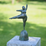 Bronzeskulptur "Ballerina Molly" mit seltener Patina