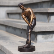 Bronzeskulptur "Eleganter Golfer" modern