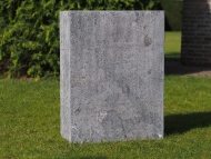 Granit-Säule - Sockel - mit glatter Oberfläche, 80x30x60