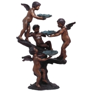 Engelsbrunnen aus Bronze