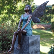 Bronzeskulptur "Große Fee"