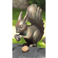 Bronzeskulptur "Eichhörnchen mit Nuss"