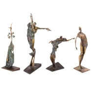 Frontansicht des Figurenzyklus "Die vier Jahreszeiten"