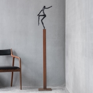 Bronzeskulptur "To Guide" von Ann Vrielinck