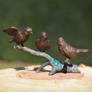 Bronzeskulptur "Drei Spatzen auf einem Zweig"