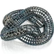 Edition Strassacker Bronzeskulptur "Knoten" von Ines Fiegert