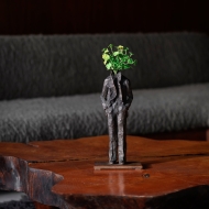 Bronzeskulptur "Herbarium I" von Raffaella Benetti