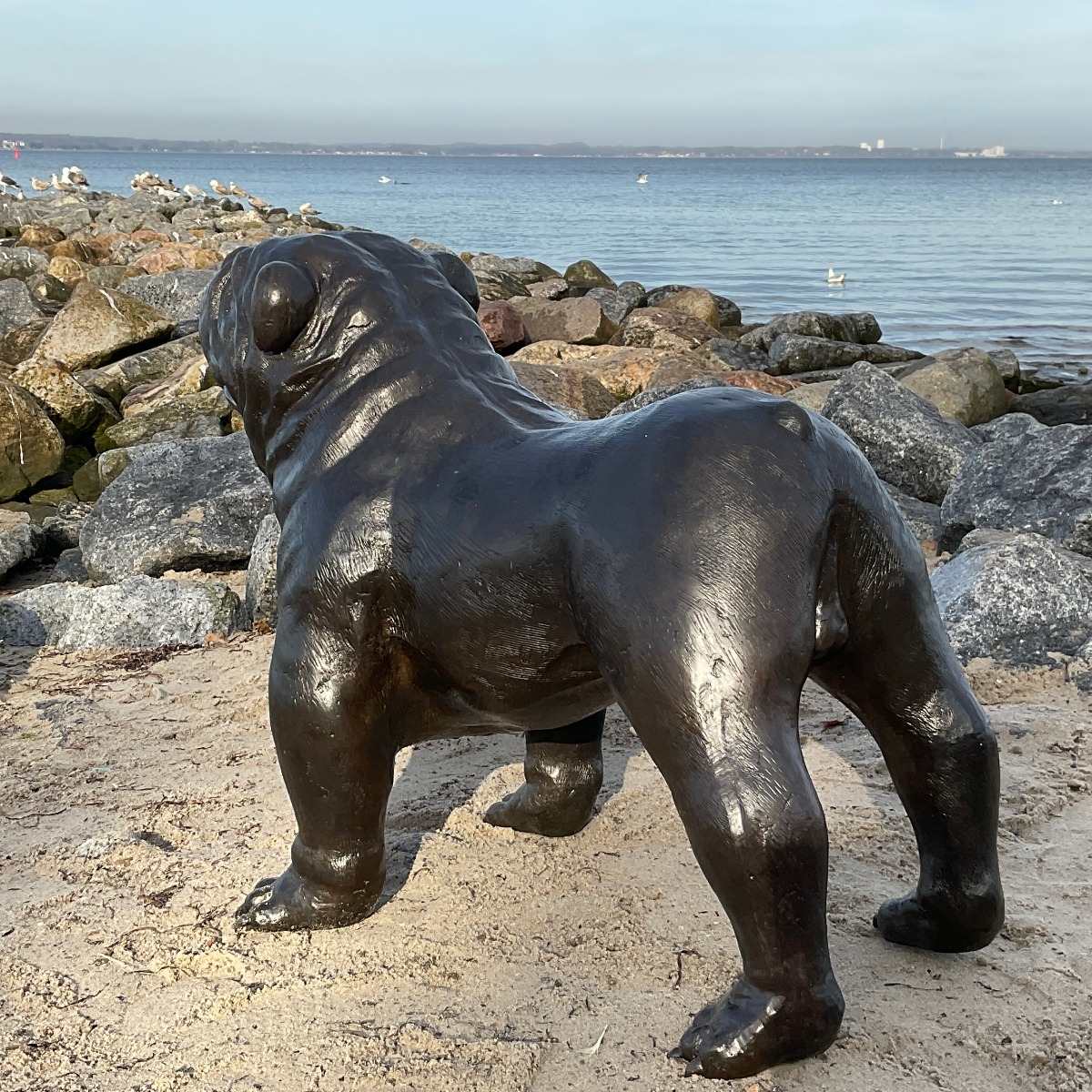 Bronzeskulptur Englische Bulldogge