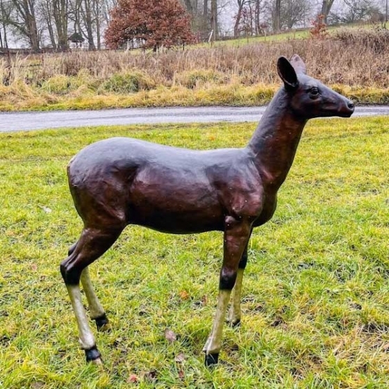 Bronzeskulptur "Ricke", groß