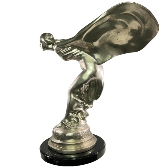 Seitenansicht der Bronzefigur "Spirit of Ecstasy - Emily"