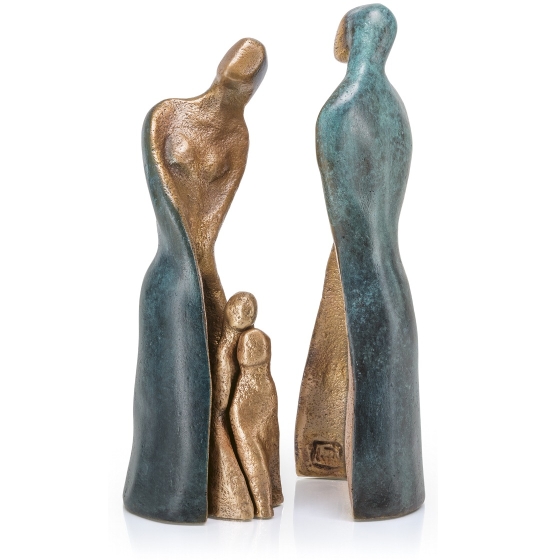 Frontansicht der Bronzeskulptur "Familie"