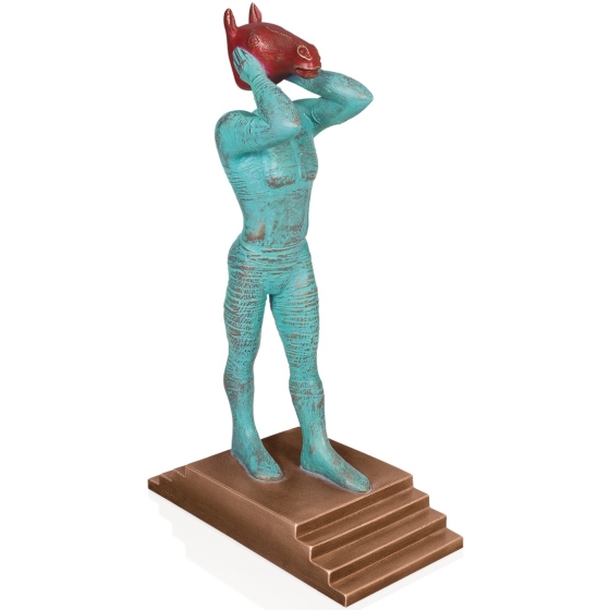 Frontansicht der Bronzeskulptur "Joker"