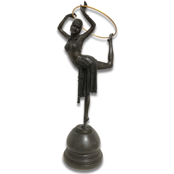 Frontansicht der Bronzefigur "Orientalische Tänzerin"