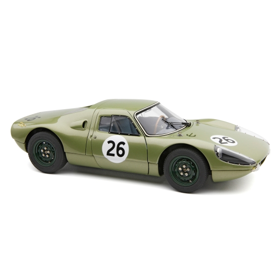 CMC Modellauto "Porsche 904 Carrera GTS, Silverstone Int. Grand Touring 1964" - 1:18