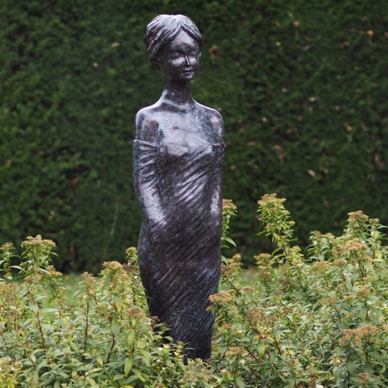 moderne skulptur Frau