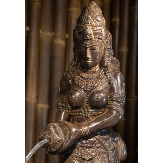 Wasserspiel Hindu-Reisgöttin Dewi Sri