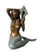 Bronzeskulptur "Sitzende Meerjungfrau" als Wasserspeier