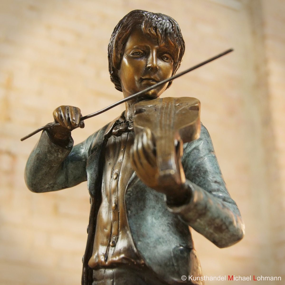 Bronze Figur Skulptur Mann Geige Musiker Geigenspieler Konzert auf Marmorsockel 