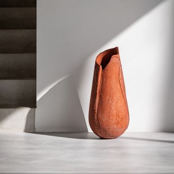 Keramikvase "Desert large vase" von Guy Buseyne