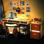 Authentic Models Navigator Schreibtisch, in Elfenbein / Ivory MF011