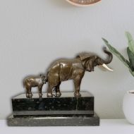 Beispielansicht des Bronzeelefanten