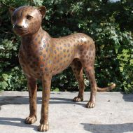 Stehender Gepard aus Bronze