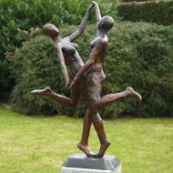 Tanzpaar bronzeskulptur modern 