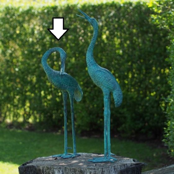 Bronzefigur "Stehender Kranich" mit Kopf nach unten