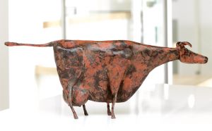 Edition Strassacker Bronzeskulptur "Kuh" von Hermann Schwahn limitiert auf 50 Stk.