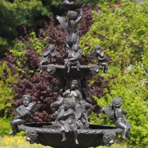 Bronzeskulptur Engelsbrunnen mit grüner Patina 