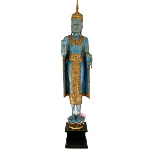 Frontansicht der blauen Buddhafigur