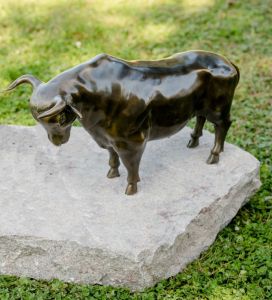 Bronzeskulptur "Bulle - Börse" gross